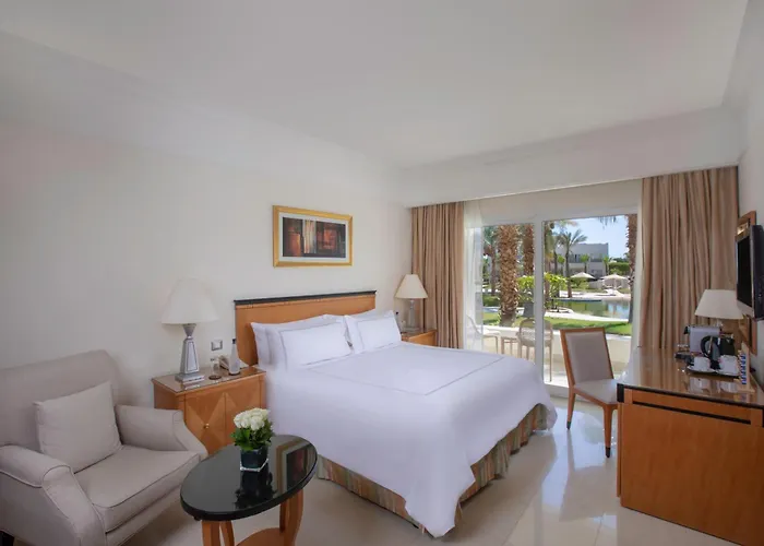 Swissotel Sheikh Collection Resort 5*