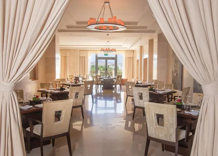 Swissotel Sheikh Collection Resort