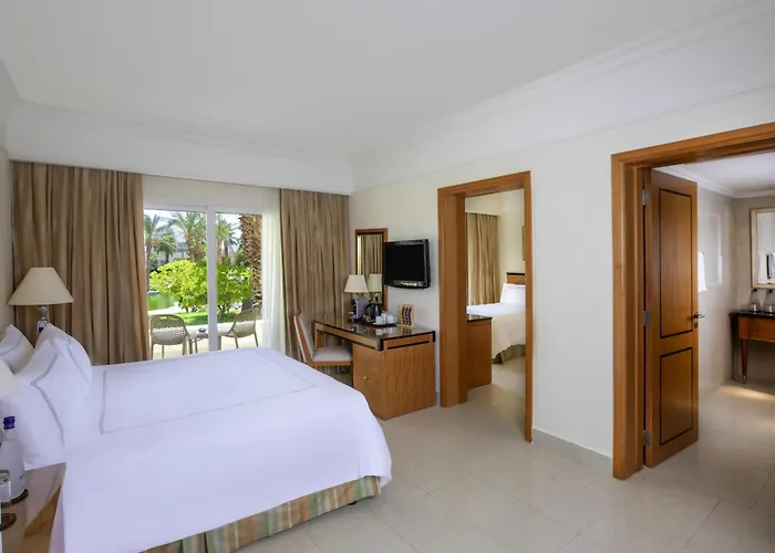 Swissotel Sheikh Collection