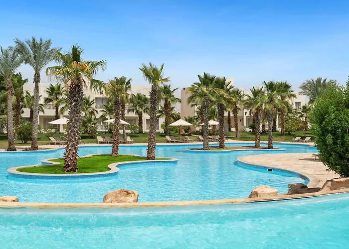 Swissotel Sheikh Collection Resort 5*