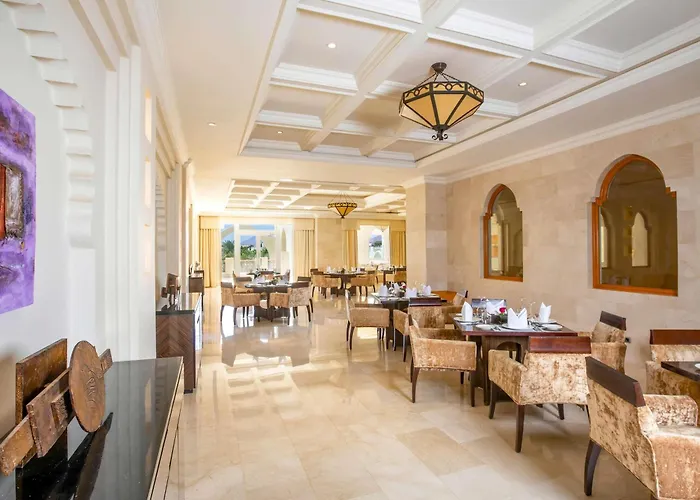 Swissotel Sheikh Collection 5*