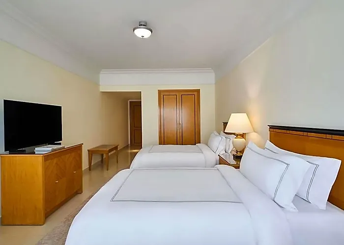 Swissotel Sheikh Collection