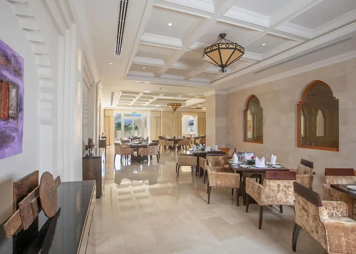 Курортный комплекс Swissotel Sheikh Collection 5*